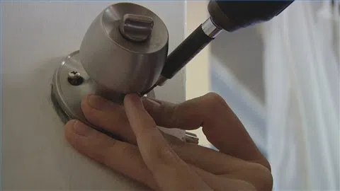 Lock Safe Services Houston, TX 713-470-0693 - change-locks-service